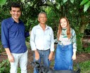 A Presidente, Irmã Karol (PSD) e o vice Prefeito Irmão Geciran (PSD), visitam pequenos Agricultores.