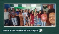 Presidente da Câmara Municipal de Dois Irmãos apresenta projeto, Câmara Mirim, a Secretaria de Educação